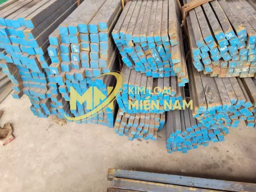 Thép Vuông Đặc CT3