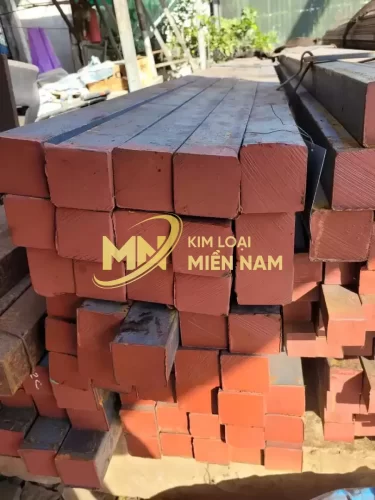 Thép Vuông Đặc SS400