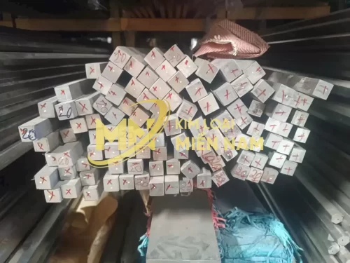 Thép Vuông Đặc Chuốt Bóng